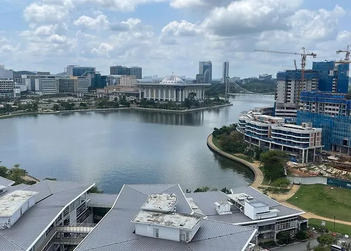 Vvip Luxurious Homestay Putrajaya Free Wifi And Parking
