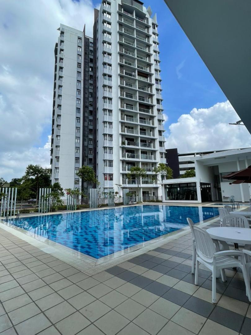Apartment Vvip Luxurious Free Wifi And Parking *